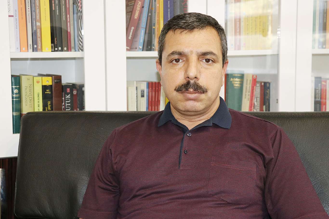 Hukukçu Hüseyin Kurşun: "Sebeplere inerek kadın cinayetlerini engelleyebiliriz" Hukukçu Hüseyin Kurşun: "Sebeplere inerek kadın cinayetlerini engelleyebiliriz"